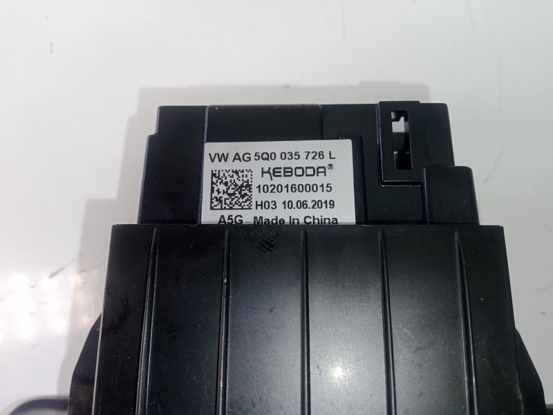 Recambio de modulo electronico para seat leon (5f1) 2.0 16v tsi referencia OEM IAM 5Q0035726L ENCHUFE.CARGADOR 