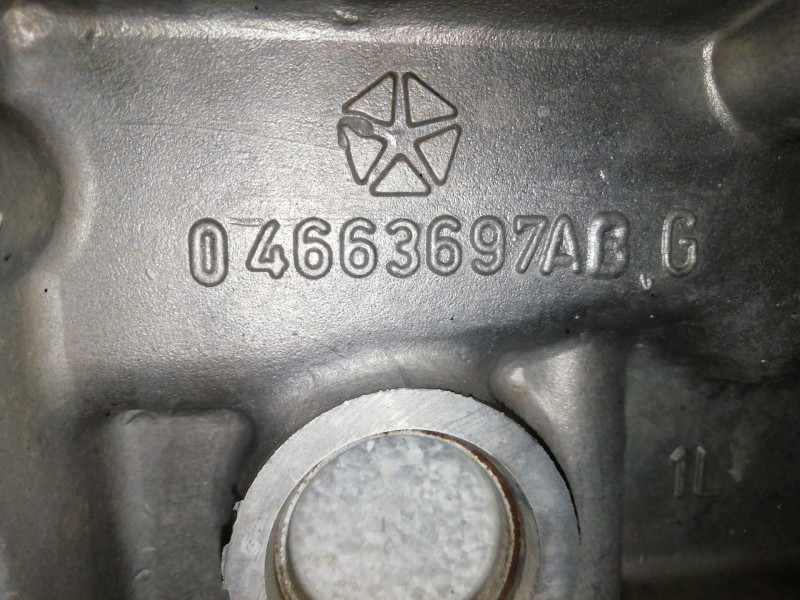 Recambio de culata para chrysler 300 m (lr) 2.7 cat referencia OEM IAM 04663697AB  