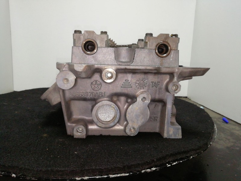 Recambio de culata para chrysler 300 m (lr) 2.7 cat referencia OEM IAM 04663979AB  