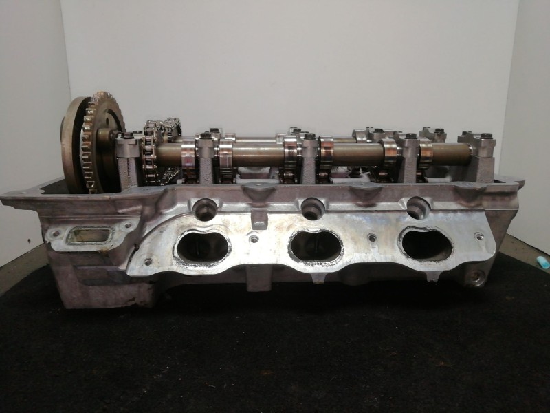 Recambio de culata para chrysler 300 m (lr) 2.7 cat referencia OEM IAM 04663979AB  