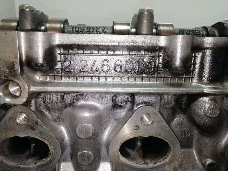 Recambio de culata para bmw serie 3 berlina (e46) 2.0 16v diesel cat referencia OEM IAM 22466019  