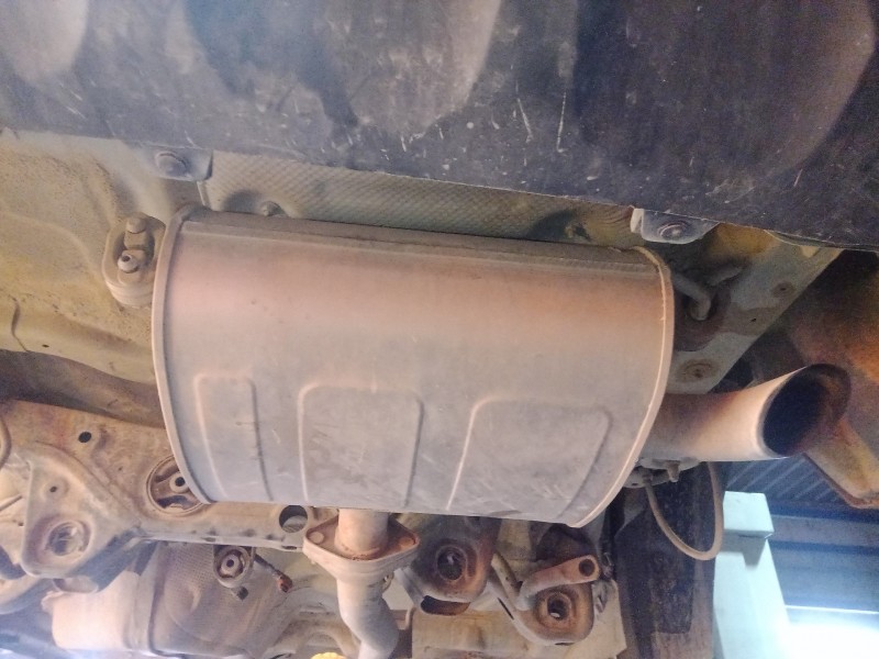 Recambio de tubo escape trasero para kia sportage 1.6 crdi cat referencia OEM IAM   