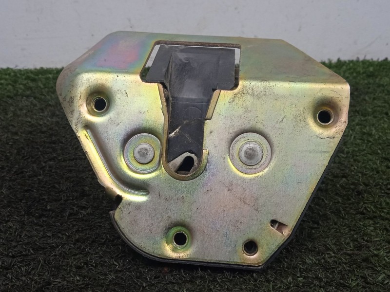 Recambio de cerradura puerta lateral derecha para peugeot partner (s2) 1.9 diesel referencia OEM IAM SIN REFERENCIA  