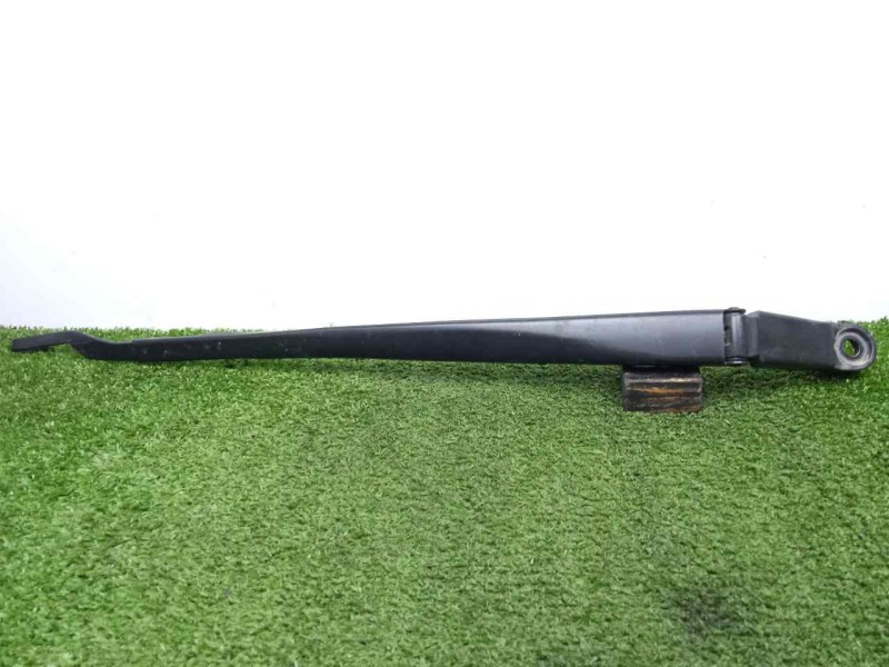 Recambio de brazo limpia delantero derecho para toyota land cruiser (j15) 3.0 turbodiesel cat referencia OEM IAM 8521160300  