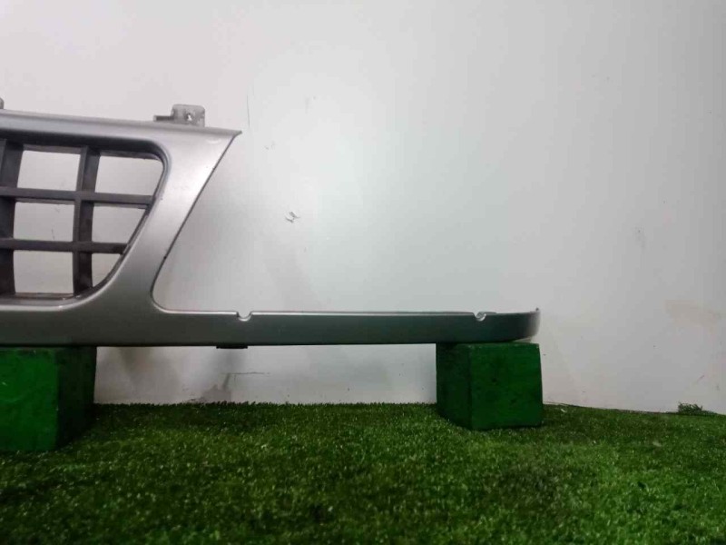 Recambio de rejilla delantera para opel frontera a 2.8 turbodiesel referencia OEM IAM SIN REFERENCIA  