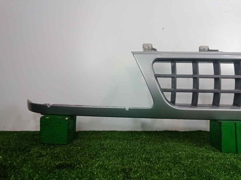 Recambio de rejilla delantera para opel frontera a 2.8 turbodiesel referencia OEM IAM SIN REFERENCIA  