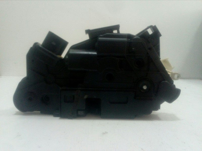 Recambio de cerradura puerta delantera izquierda para volkswagen passat cc (357) 2.0 tdi referencia OEM IAM 5N1837015E  