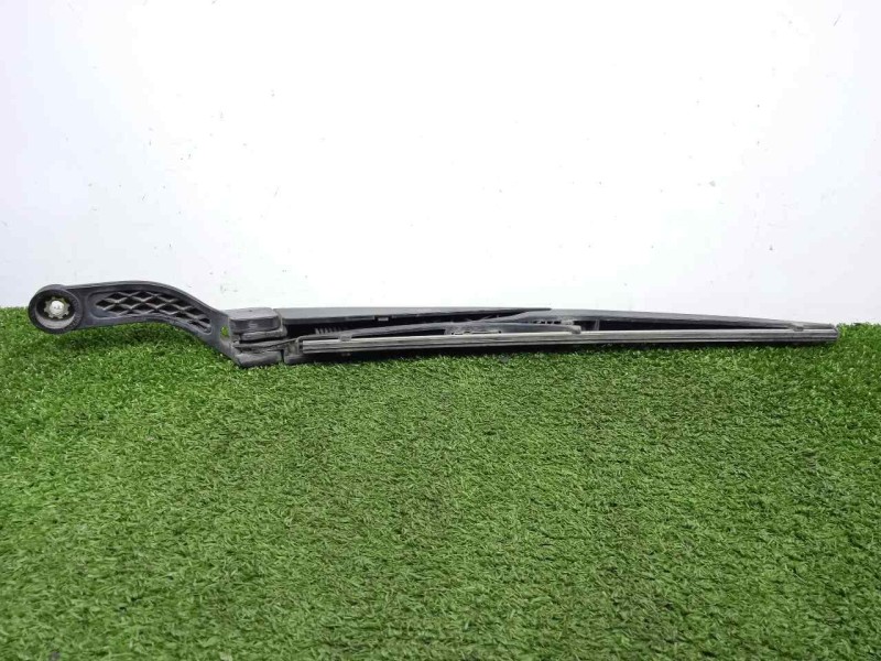 Recambio de brazo limpia trasero para toyota land cruiser (j15) 3.0 turbodiesel cat referencia OEM IAM 8524160150  