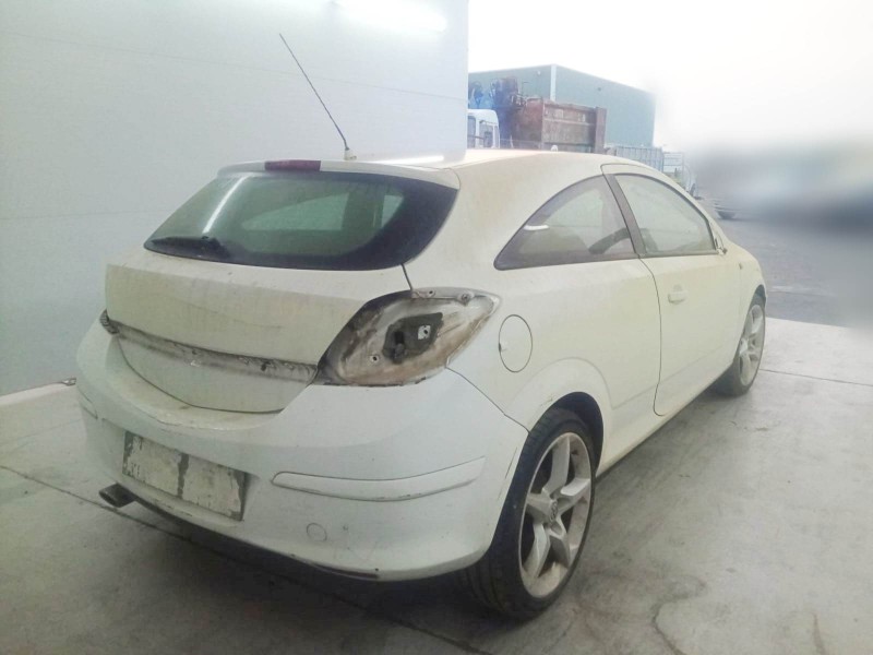 opel astra h gtc (a04) del año 2008