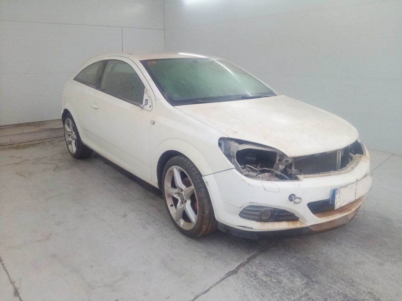 opel astra h gtc (a04) del año 2008