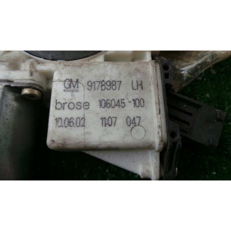 Recambio de motor elevalunas delantero izquierdo para opel vectra c berlina 1.8 16v cat (z 18 xe / 2h9) referencia OEM IAM 01308