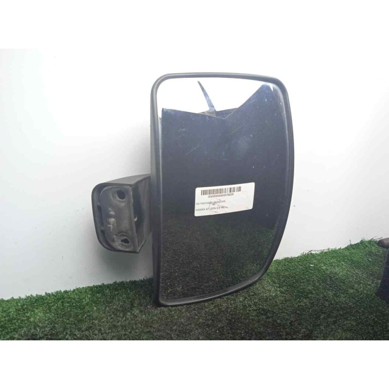 Recambio de retrovisor derecho para nissan atleon 3.0 td referencia OEM IAM  SUPERIOR NEGRO PLASTICO