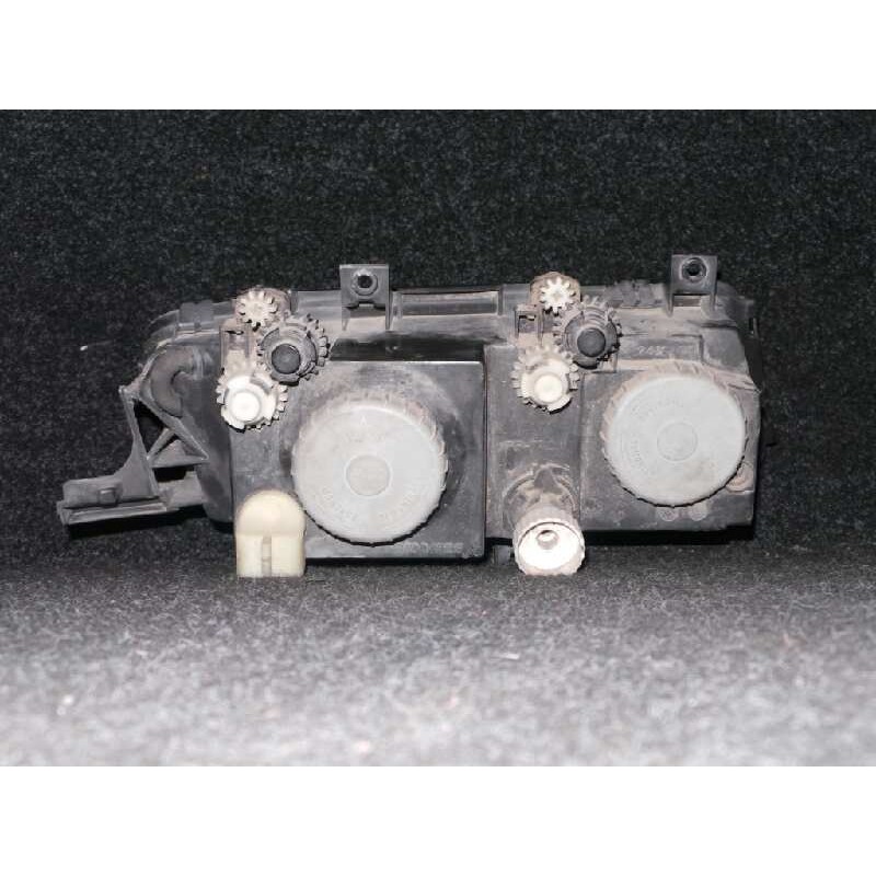Recambio de faro izquierdo para lancia delta 1.9 turbodiesel cat referencia OEM IAM  93-99 PATILLA PARTIDA