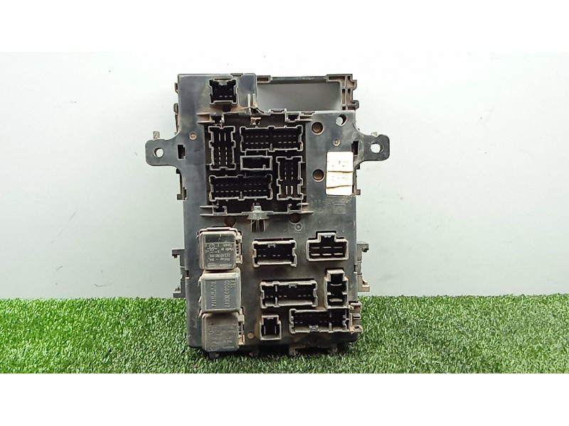 Recambio de caja reles / fusibles para nissan terrano ii (r20) 2.7 tdi 4wd referencia OEM IAM 6C010052 - 24330C9900  