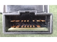 Recambio de mando luces para hyundai elantra iii (xd) 2.0 crdi referencia OEM IAM SIN REFERENCIA  1.CONECTOR 2