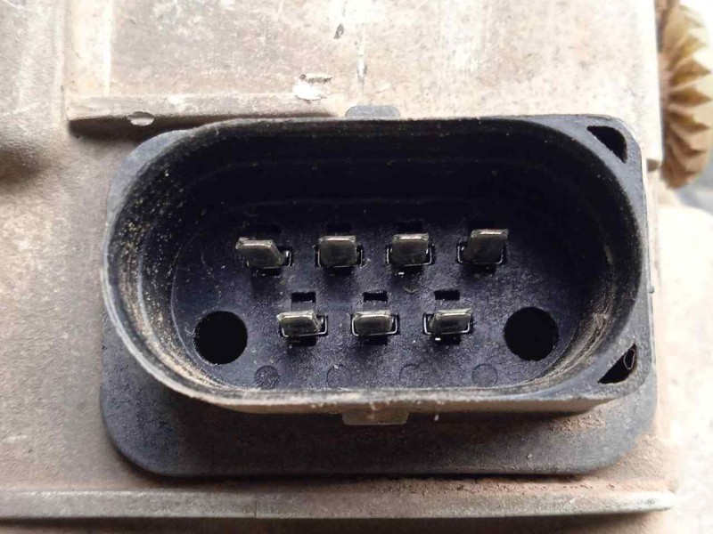 Recambio de faro derecho para seat alhambra (7v8) 1.9 tdi referencia OEM IAM  96-00 