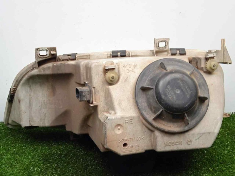 Recambio de faro derecho para seat alhambra (7v8) 1.9 tdi referencia OEM IAM  96-00 