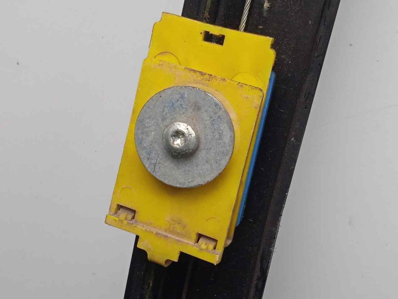 Recambio de elevalunas delantero izquierdo para volkswagen touareg (7la) 5.0 v10 tdi cat (ayh) referencia OEM IAM 7L0837461 ELEC