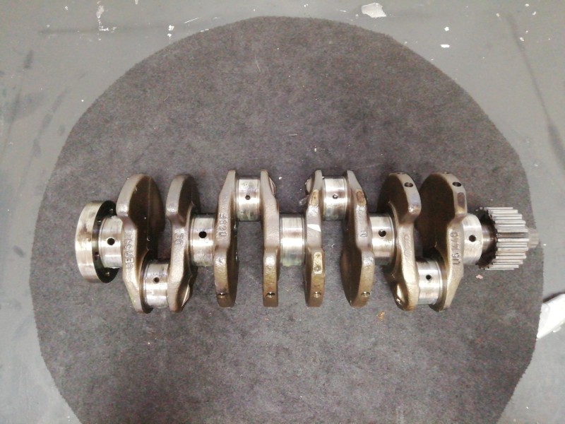 Recambio de cigueñal para volkswagen transporter t3 caja/chasis (24_) 1.6 td referencia OEM IAM 068F  