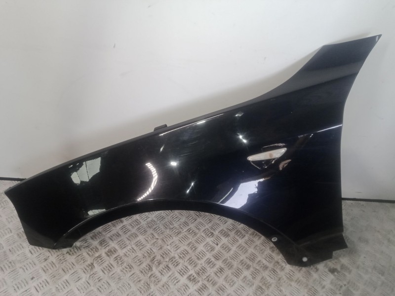 Recambio de aleta delantera izquierda para bmw x3 (e83) 2.0 i referencia OEM IAM   NEGRO