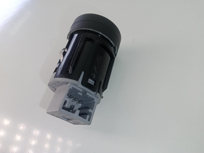 Recambio de centralita start / stop para seat leon (5f1) 2.0 16v tsi referencia OEM IAM 575959839A INTERRUPTOR 4.PINES