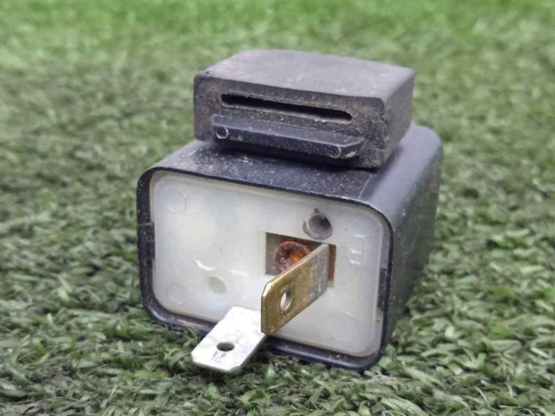 Recambio de rele para kawasaki ninja 250 r referencia OEM IAM FR22091  