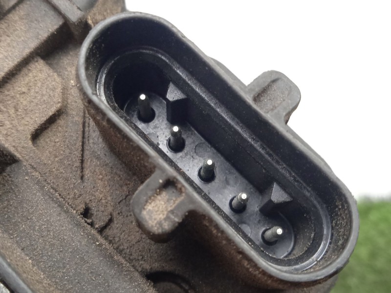 Recambio de alternador para iveco eurocargo 100e18 e5 referencia OEM IAM 113188 POLEA FIJA 70AH - 24V