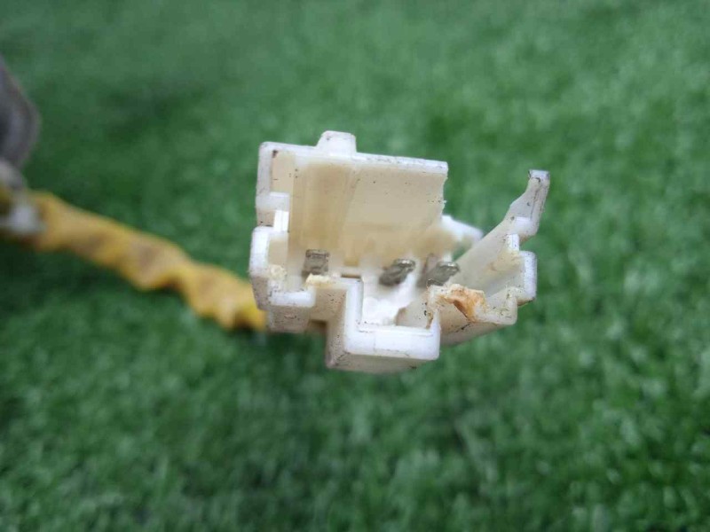 Recambio de elevalunas delantero izquierdo para mitsubishi galant berlina (ea0) 2.5 v6 24v cat referencia OEM IAM MR280665 ELECT