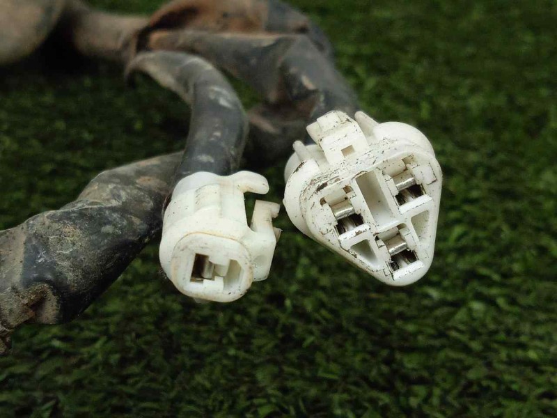 Recambio de faro antiniebla izquierdo para santana santana 350 santana 350 jlx referencia OEM IAM 1NL008090  