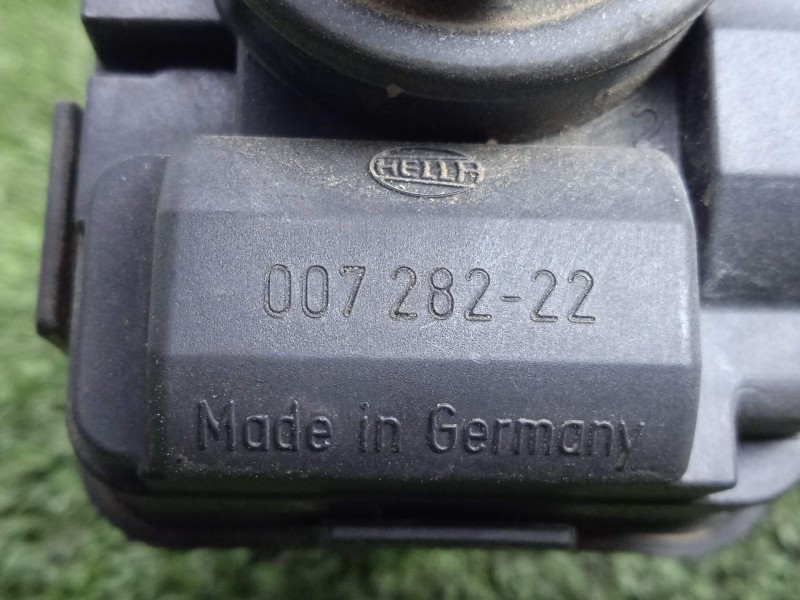 Recambio de regulador faros para santana santana 350 santana 350 jlx referencia OEM IAM 00728222  DERECHO