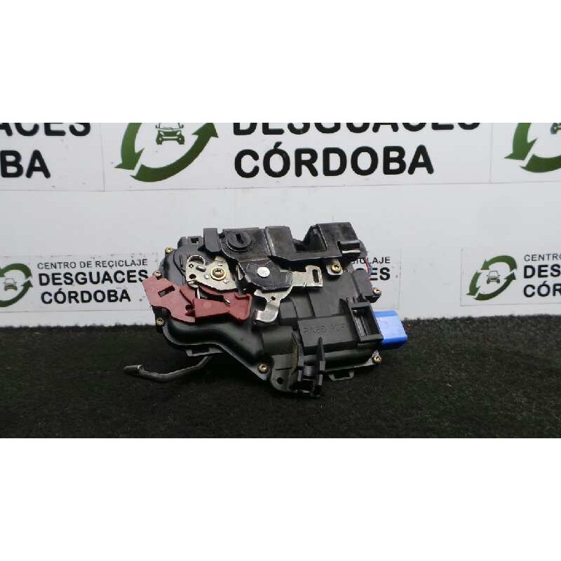 Recambio de cerradura puerta trasera derecha para audi a8 (4e2) 4.2 quattro referencia OEM IAM 4E0839016 7.PINES CONECTOR.AZUL