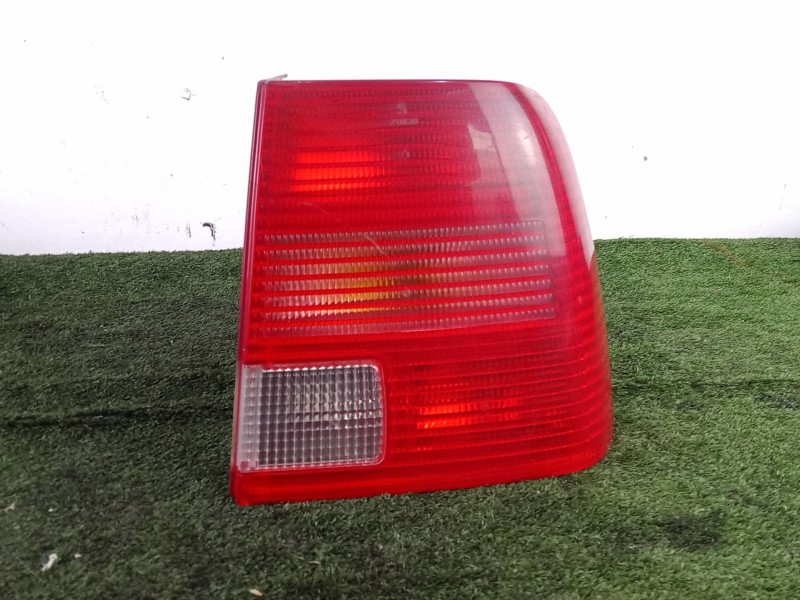 Recambio de piloto trasero derecho para volkswagen passat b5 (3b2) 1.9 tdi referencia OEM IAM   97-00