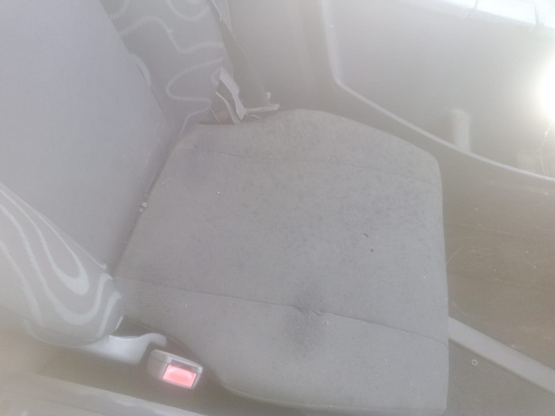 Recambio de asiento delantero izquierdo para iveco eurocargo 100e18 e5 referencia OEM IAM   