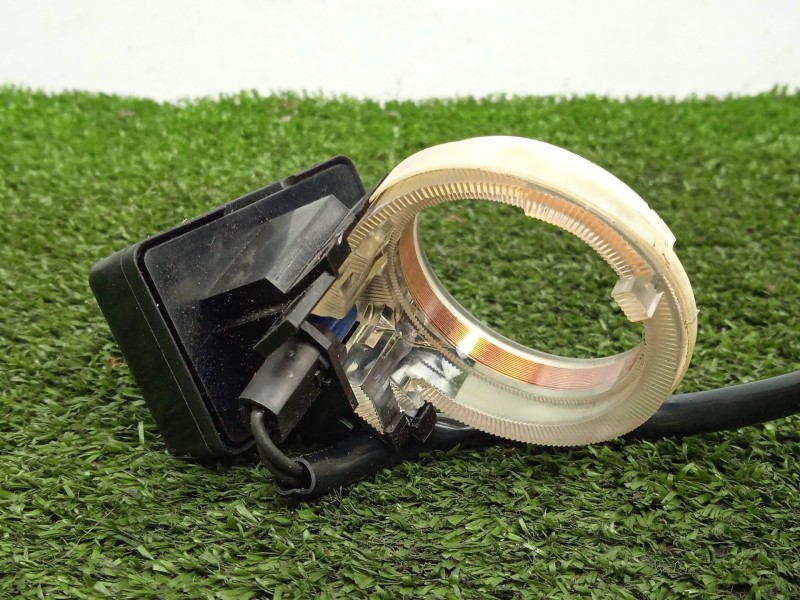 Recambio de antena para mitsubishi outlander (cu0w) 2.0 cat referencia OEM IAM MR587312 - X1T14073M  