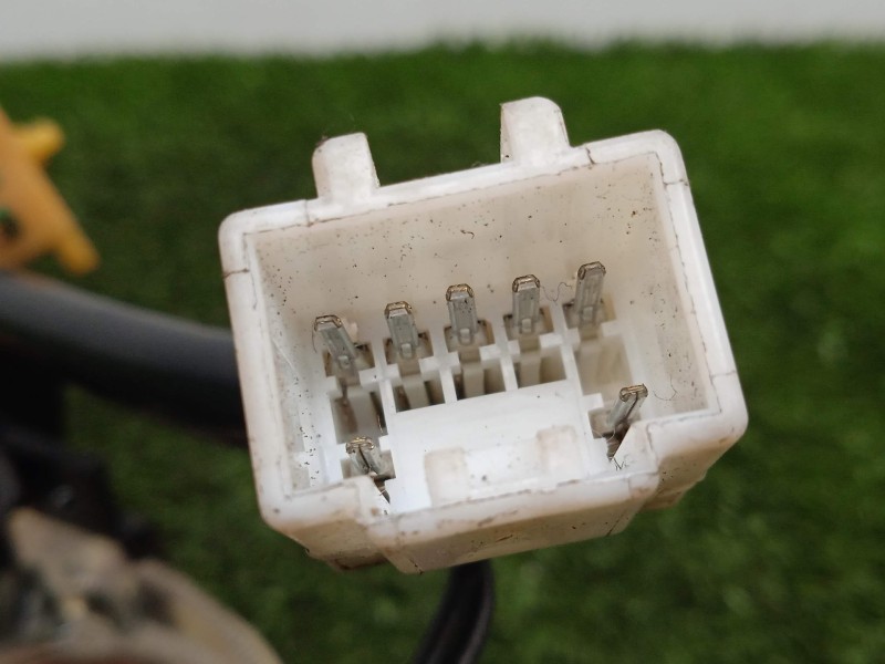 Recambio de antena para mitsubishi outlander (cu0w) 2.0 cat referencia OEM IAM MR587312 - X1T14073M  