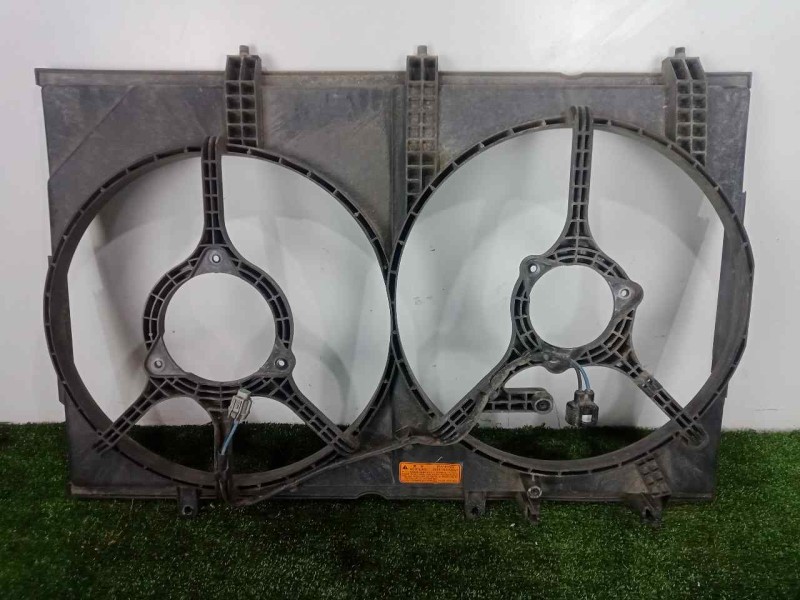 Recambio de calandra delantera de radiador para mitsubishi outlander (cu0w) 2.0 cat referencia OEM IAM   