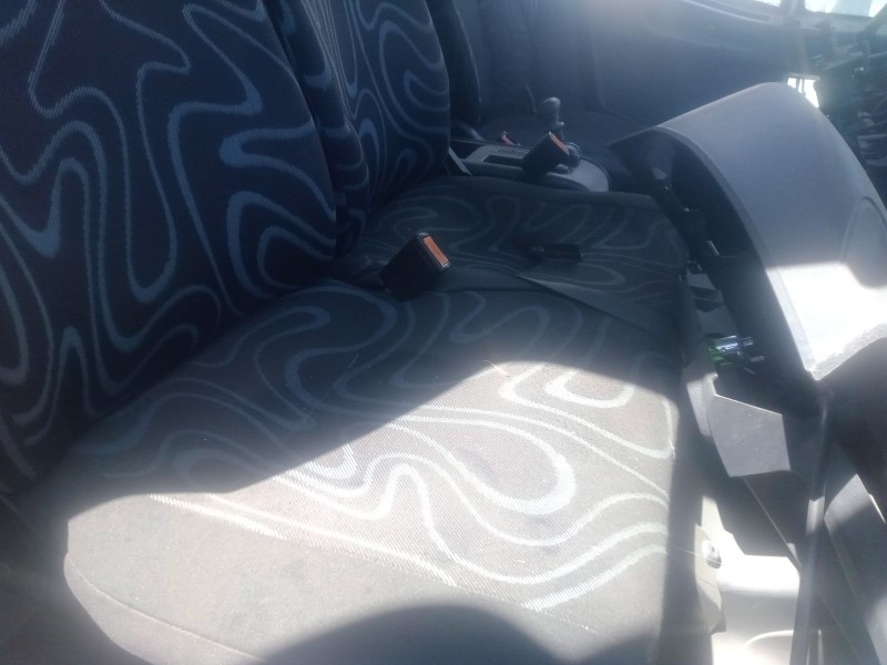 Recambio de asiento delantero derecho para iveco eurocargo 100e18 e5 referencia OEM IAM   