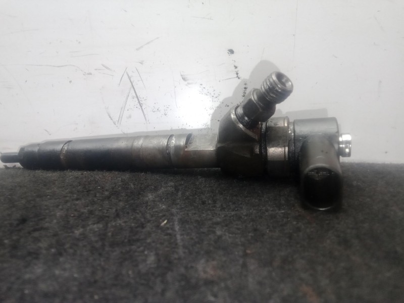 Recambio de inyector para mercedes-benz clk (c209) clk 270 cdi (209.316) referencia OEM IAM A6110701387  