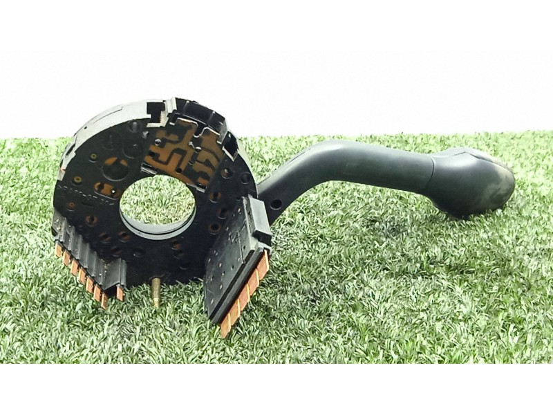 Recambio de mando luces para seat cordoba berlina (6k2) 1.4 referencia OEM IAM   