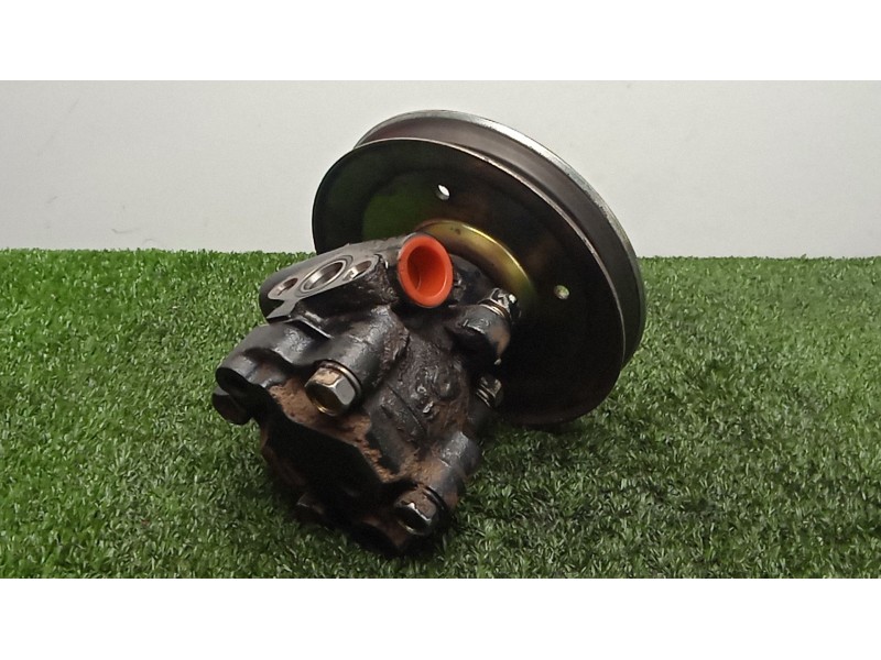 Recambio de bomba direccion para nissan terrano ii (r20) 2.7 td 4wd referencia OEM IAM SIN REFERENCIA  Ø135MM