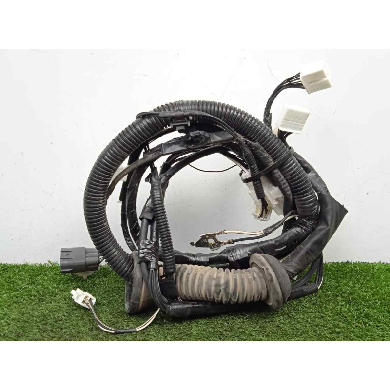 Recambio de instalacion electrica para toyota land cruiser (j15) 3.0 turbodiesel cat referencia OEM IAM 8218460350 PORTON / MALE