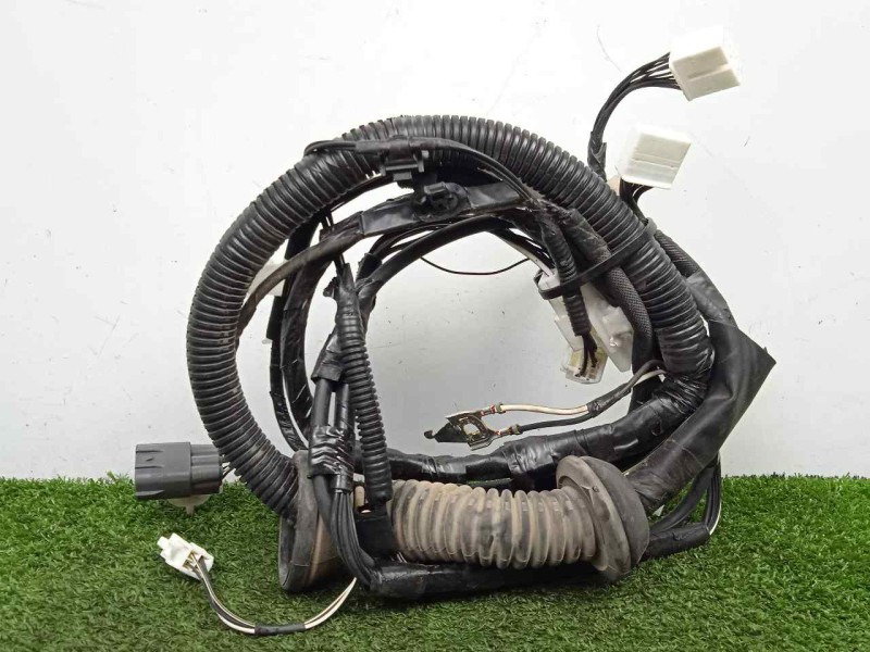 Recambio de instalacion electrica para toyota land cruiser (j15) 3.0 turbodiesel cat referencia OEM IAM 8218460350 PORTON / MALE