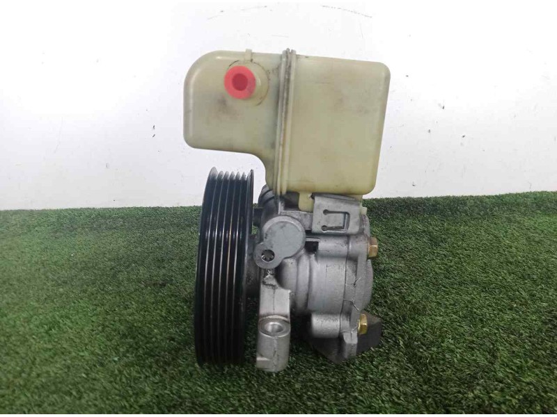 Recambio de bomba direccion para mazda 6 berlina (gg) 1.8 cat referencia OEM IAM 3Y2633  