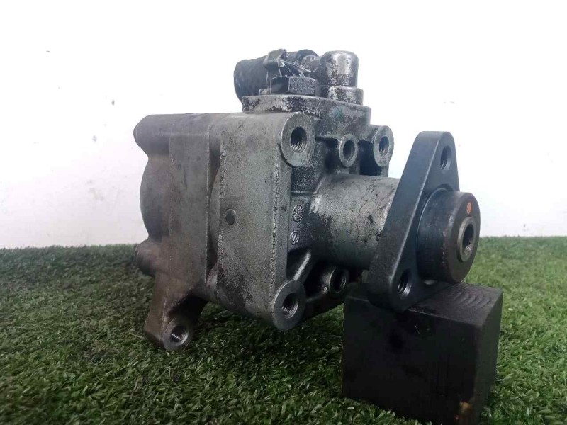 Recambio de bomba direccion para bmw serie 3 berlina (e46) 1.9 cat referencia OEM IAM   