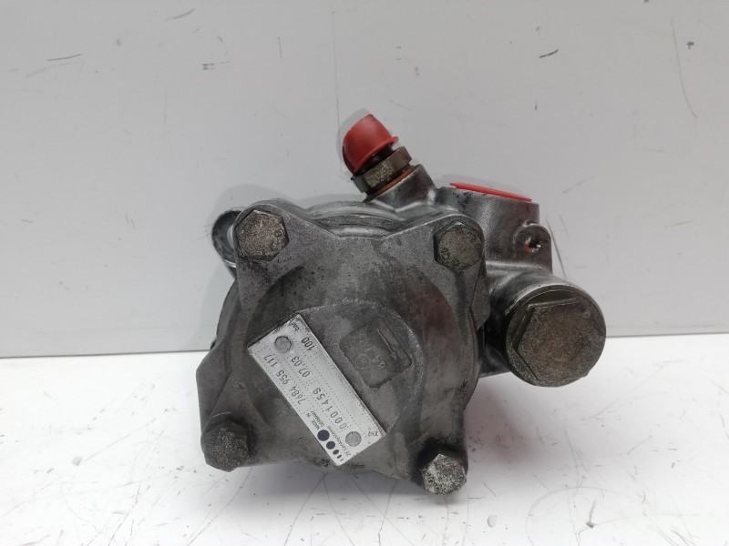 Recambio de bomba direccion para nissan l - 50.095 3.9 diesel referencia OEM IAM 7684955117  