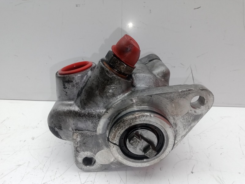 Recambio de bomba direccion para nissan l - 50.095 3.9 diesel referencia OEM IAM 7684955117  