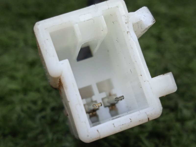 Recambio de antena para mitsubishi space star monospace (dg_a) 1.6 16v (dg3a) referencia OEM IAM F005V00017  