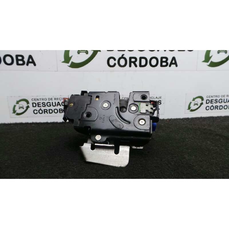 Recambio de cerradura puerta delantera izquierda para audi a8 (4e2) 4.2 quattro referencia OEM IAM NOTIENEREFERENCIA 9.PINES CON