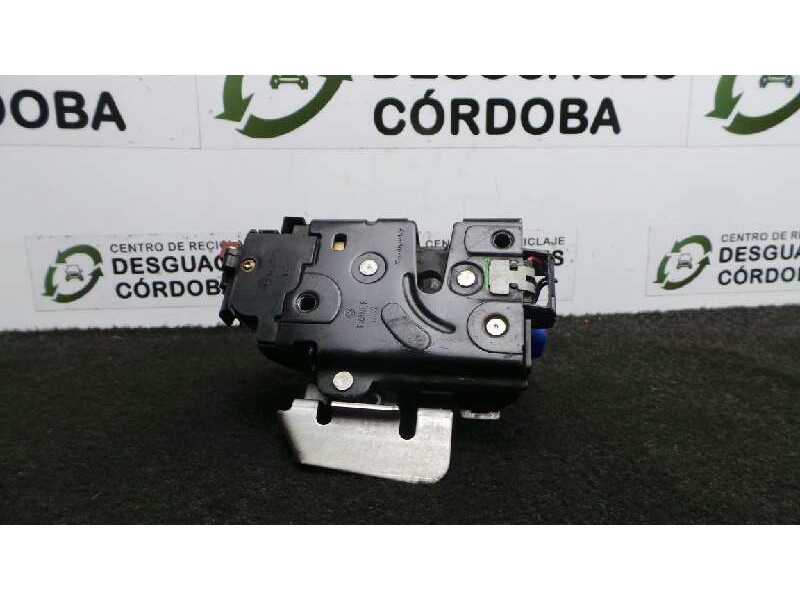 Recambio de cerradura puerta delantera izquierda para audi a8 (4e2) 4.2 quattro referencia OEM IAM NOTIENEREFERENCIA 9.PINES CON