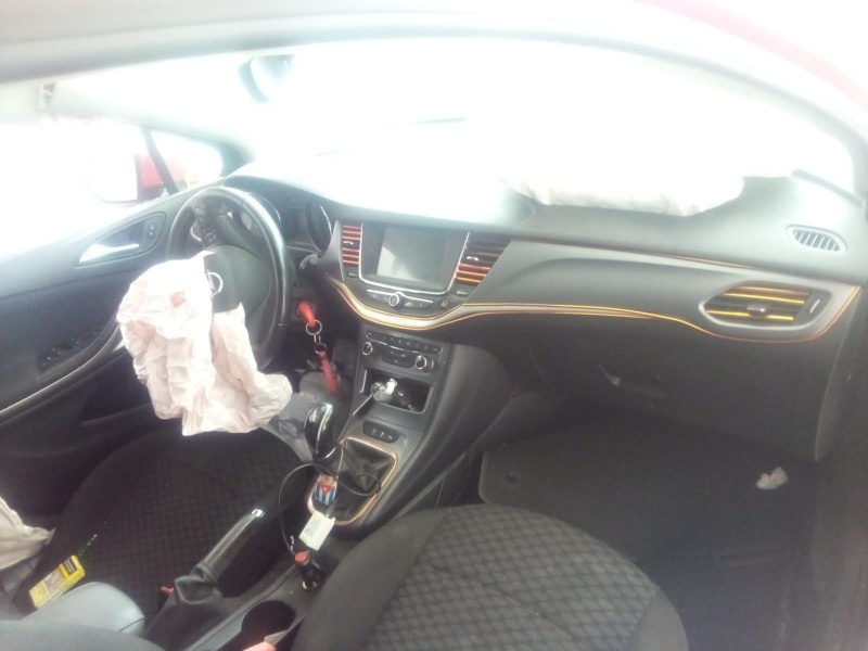 opel astra k (b16) del año 2018